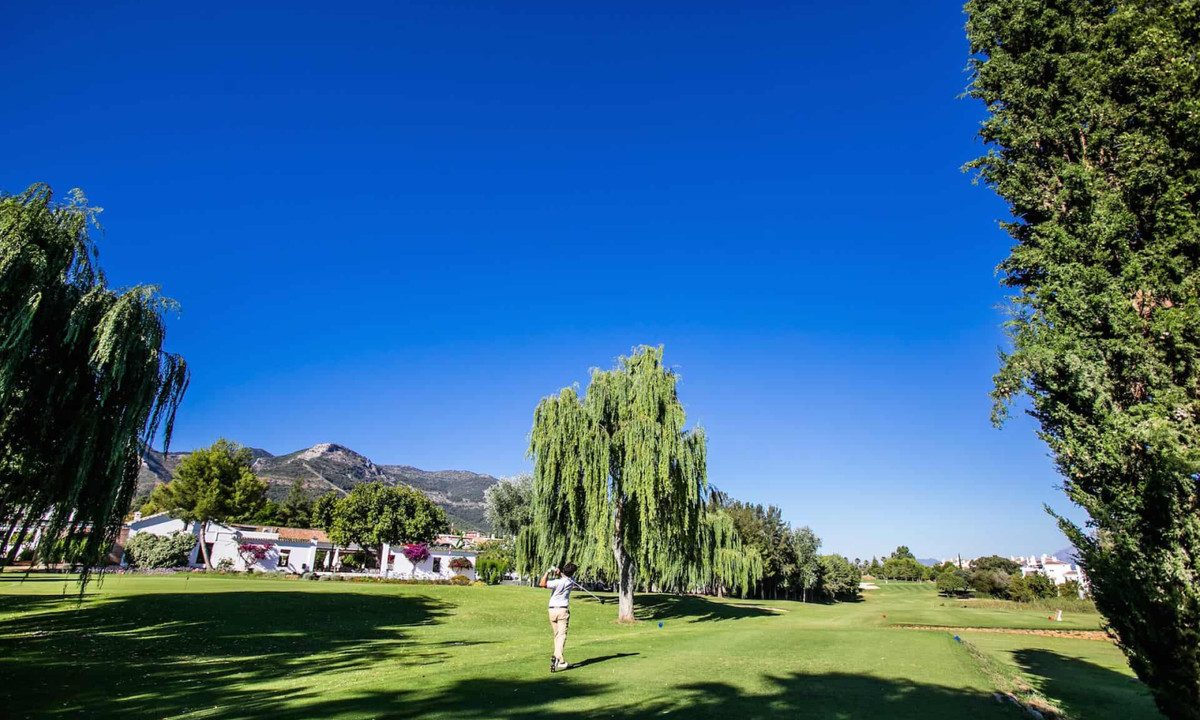 Вторичная Квартира в Lauro Golf