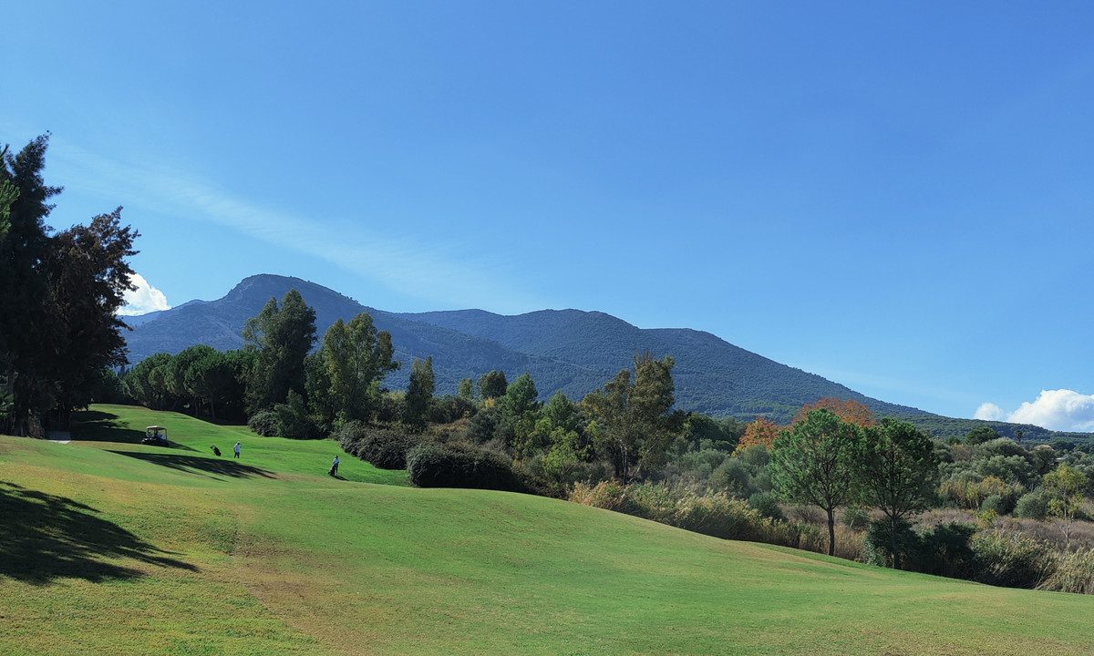 Вторичная Квартира в Lauro Golf