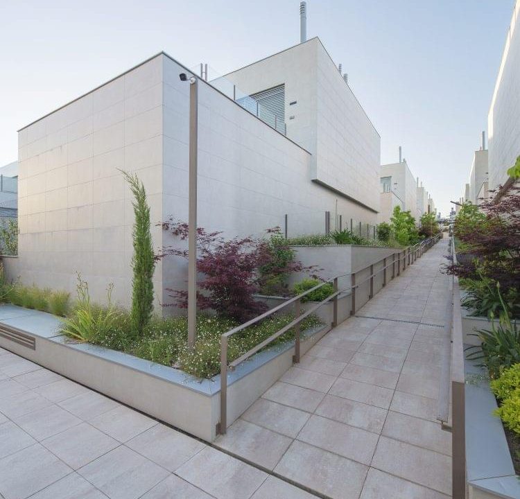 Promoción Gardens La Moraleja, obra nueva en Alcobendas (Revista)