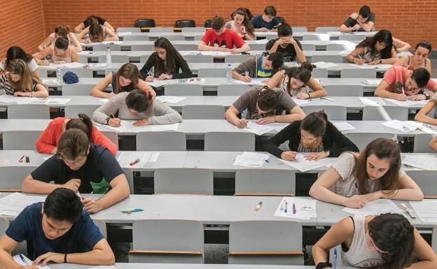 Провальные итоги обязательного экзамена в Каталонии 2 Провальные итоги обязательного экзамена в Каталонии