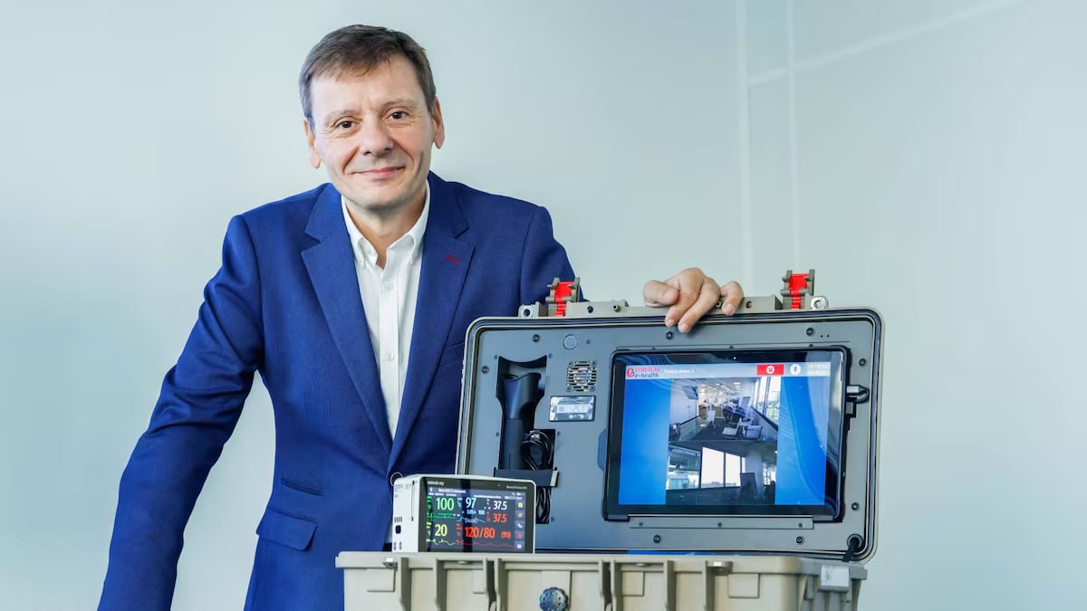 Чемодан Comitas e-Health и врач из Виго спасли рыбака на Сейшелах