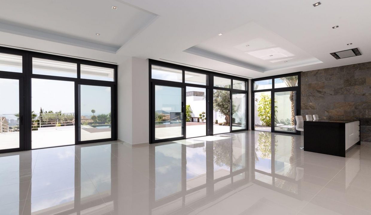 Promoción Villas Montroyal Fase III, obra nueva en Finestrat (Revista)