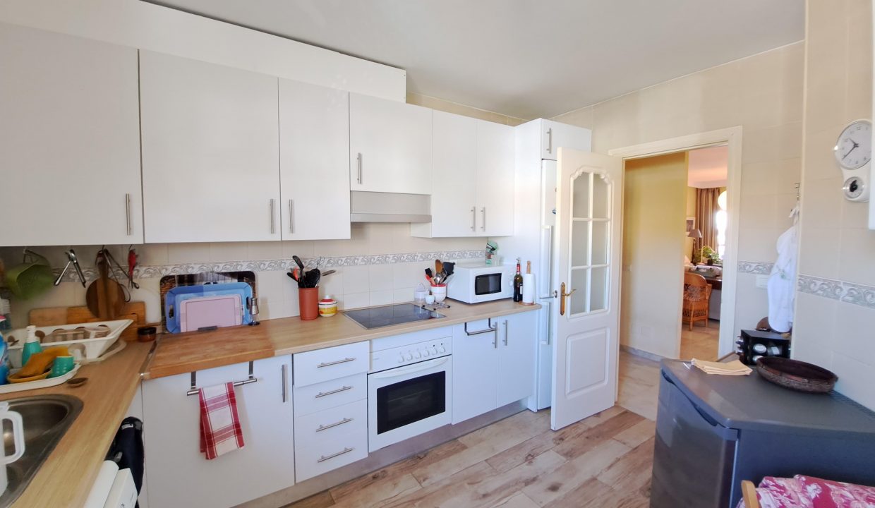 Promoción Bermuda Beach 510232, obra nueva en Estepona (Revista)