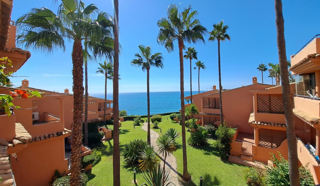 Promoción Bermuda Beach 510232, obra nueva en Estepona (Revista)