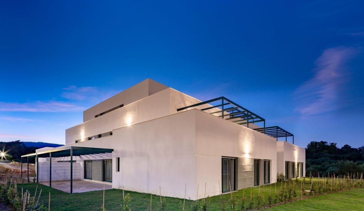 Promoción Senda Chica, obra nueva en San Roque (Revista)