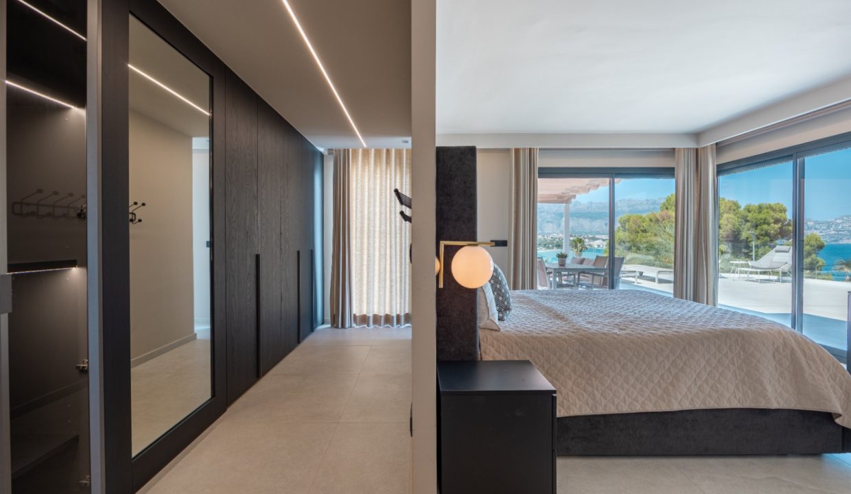 Promoción Impresionante villa en un entorno idílico, obra nueva en l'Albir (Revista)