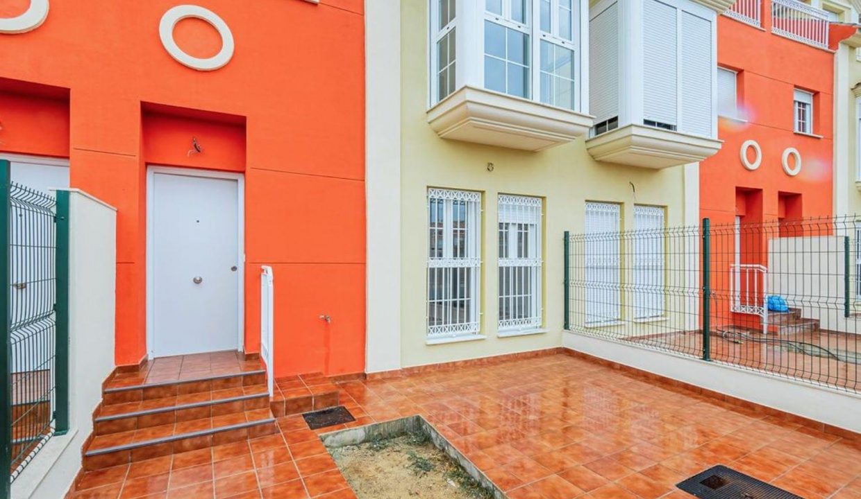 Promoción Adosados en Aljaraque, obra nueva en Corrales (Revista)