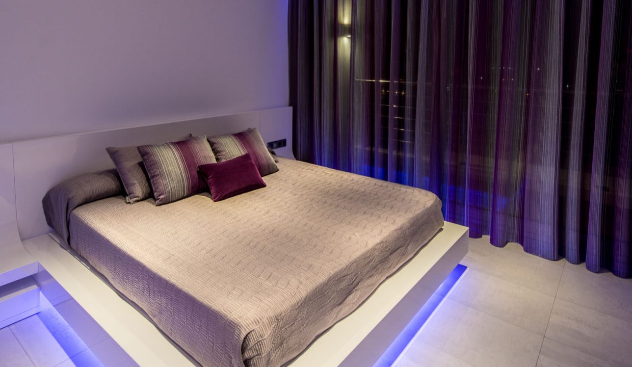 Promoción Excepcional villa de lujo, obra nueva en Calpe (Revista)