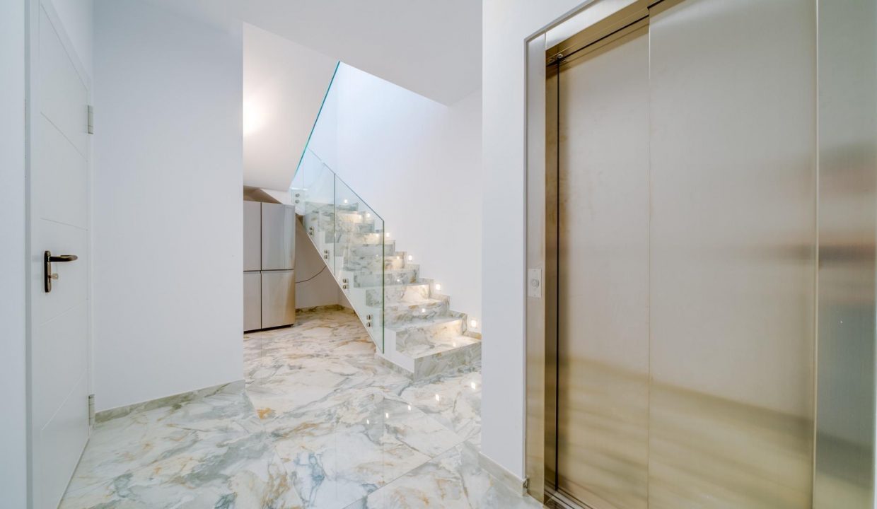 Promoción Villas Roma, obra nueva en Finestrat (Revista)