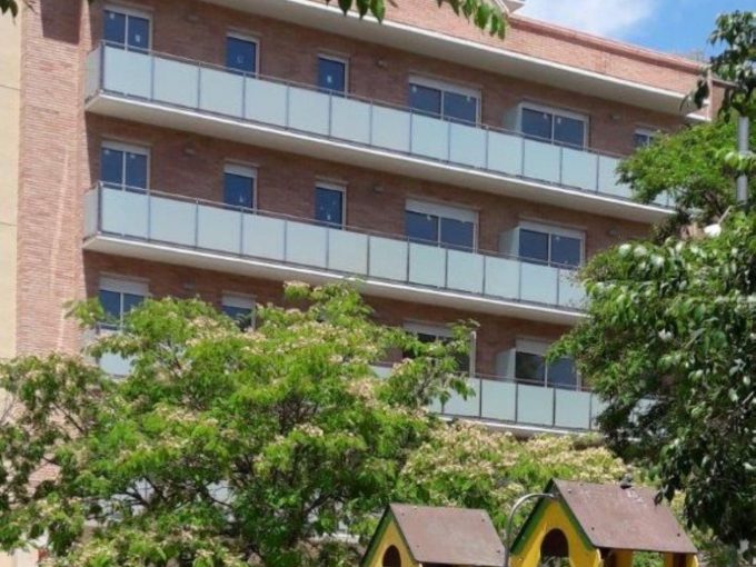 Promoción Narcis Monturiol 96, obra nueva en l'Hospitalet de Llobregat (Revista)