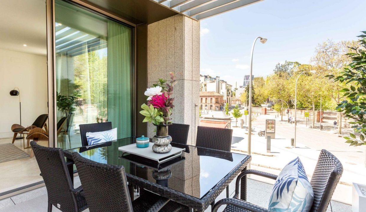 Promoción Duque de Pastrana 7, obra nueva en Madrid (Revista)