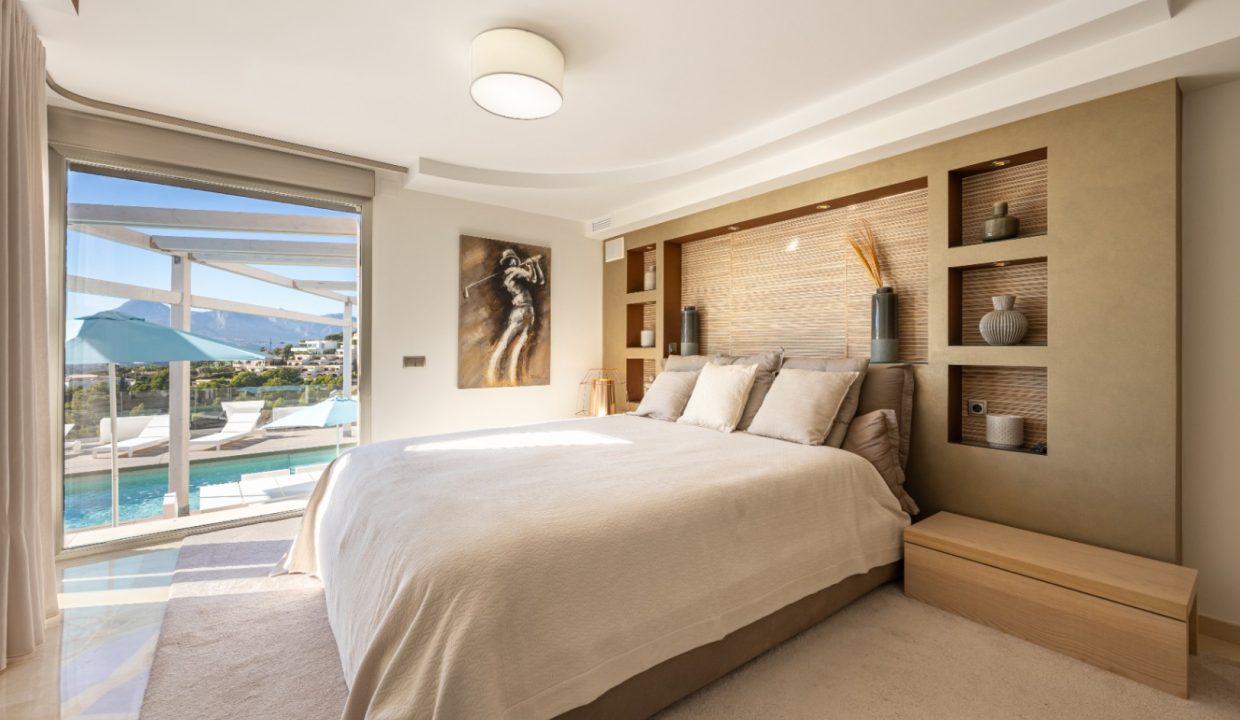 Promoción Villa con imponentes vistas a la bahía, obra nueva en Altea (Revista)