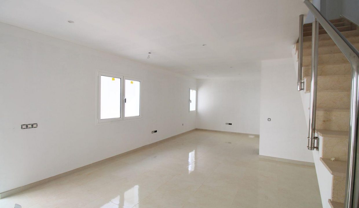 Promoción 4 dúplex en San Bartolomé, obra nueva en San Bartolomé (Revista)
