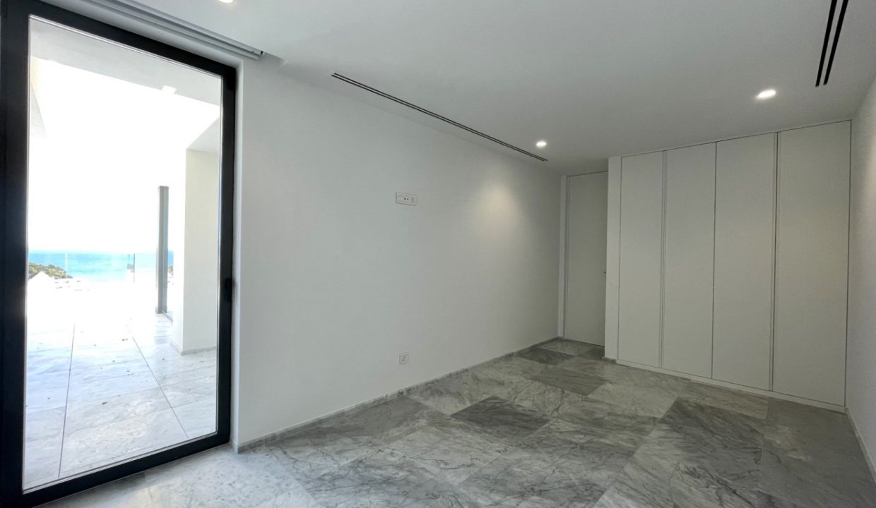 Promoción Villa en la prestigiosa zona de Mascarat, obra nueva en Altea (Revista)