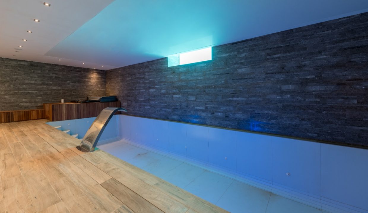 Promoción Villa con un oasis de tranquilidad, obra nueva en Benitachell (Revista)