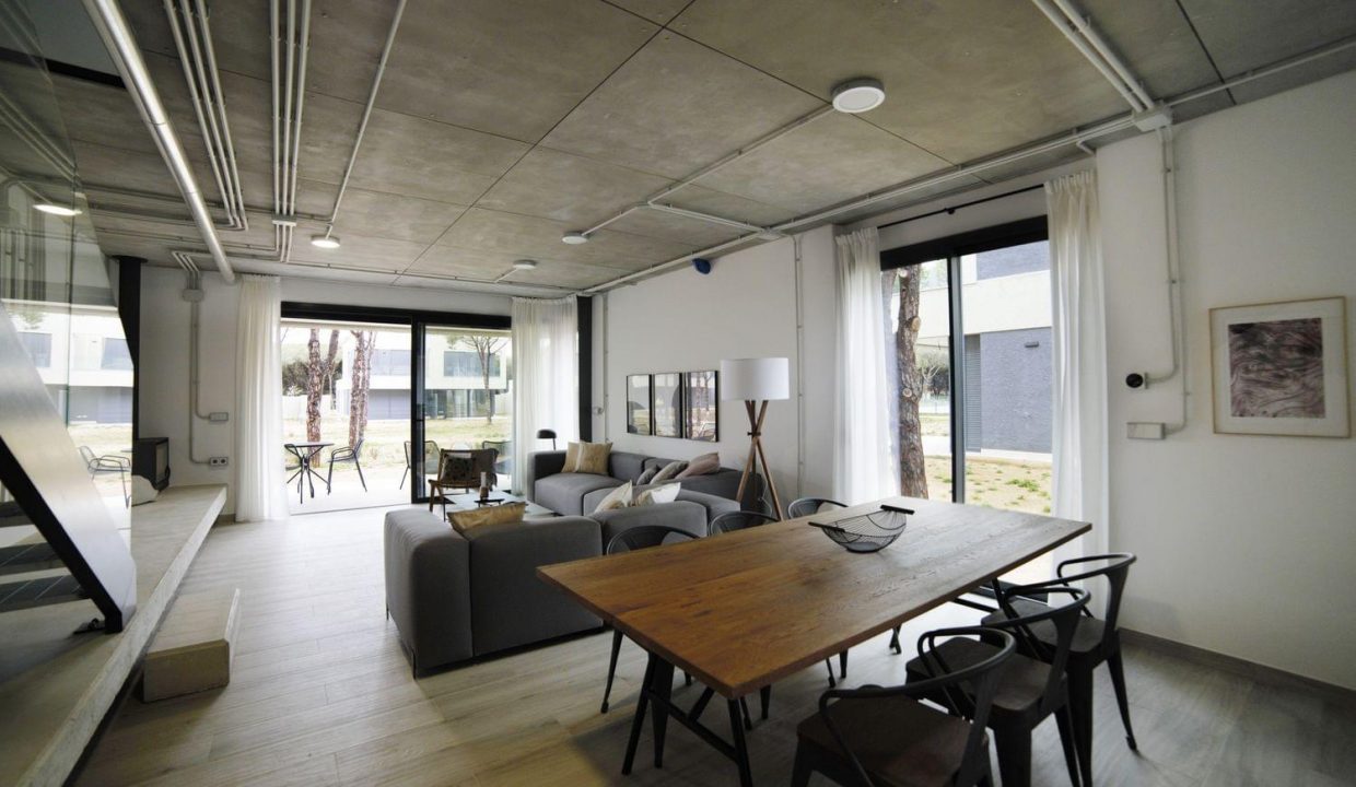 Promoción Residencial Pinar de Roche, obra nueva en Conil de la Frontera (Revista)