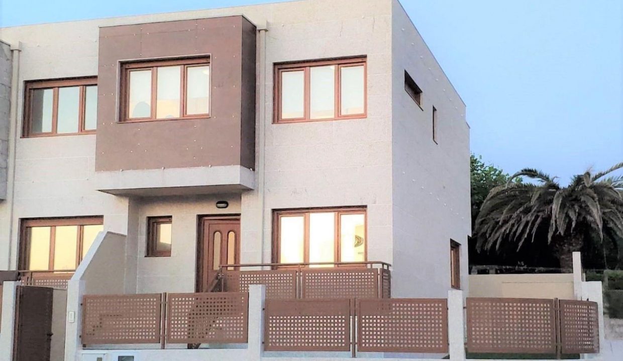 Promoción Urbanización La Ermita A Lanzada, obra nueva en Maior (Revista)