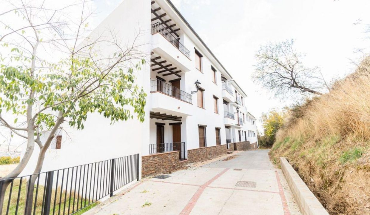 Promoción Bayarcal, obra nueva en Paterna del Río (Revista)
