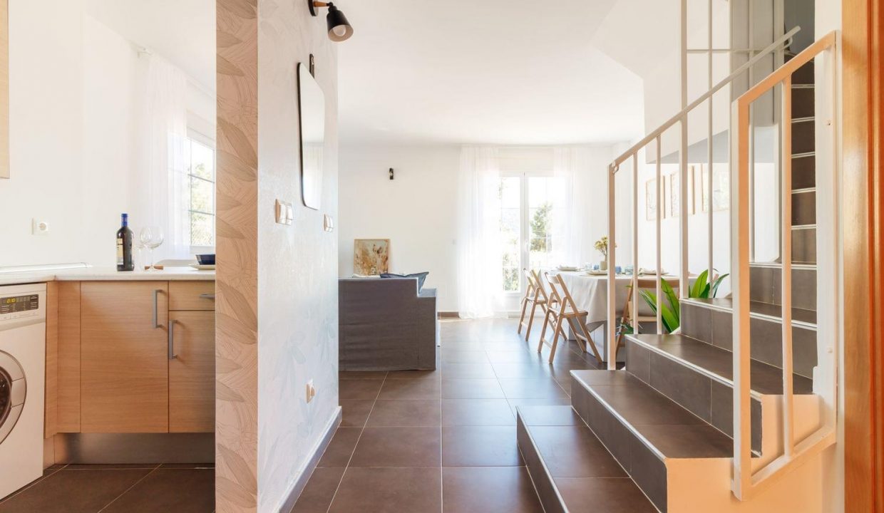 Promoción Residencial Pinos Altos, obra nueva en Entrepinos (Revista)