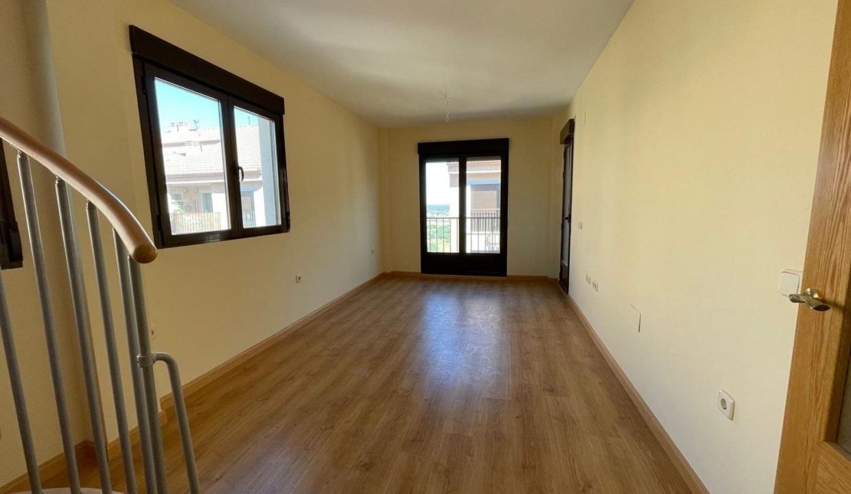 Promoción Promoción residencial en C/ Los Morales, obra nueva en Almorox (Revista)