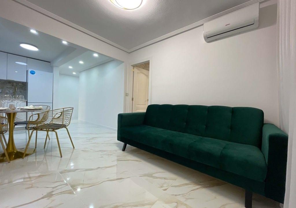 Promoción Moderno apartamento en Guardamar, obra nueva en Guardamar del Segura (Revista)