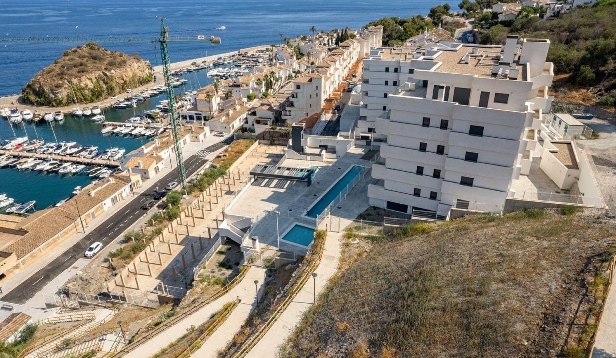Promoción Icon Marina, obra nueva en La Herradura (Revista)