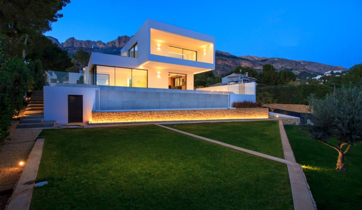 Promoción Impresionante villa de nueva construcción, obra nueva en Altea (Revista)