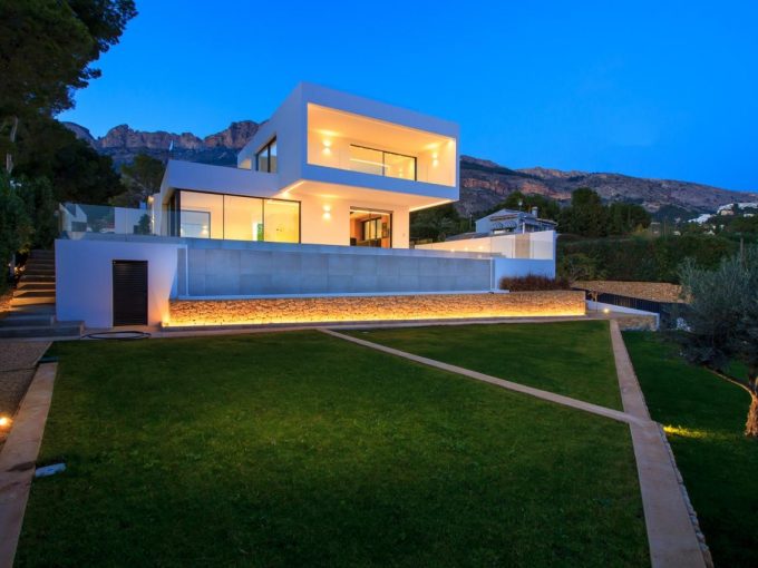 Promoción Impresionante villa de nueva construcción, obra nueva en Altea (Revista)