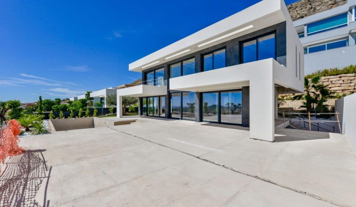 Promoción Villas Montroyal Fase III, obra nueva en Finestrat (Revista)