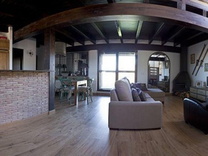 Promoción Los Llanos, obra nueva en Albarracín (Revista)