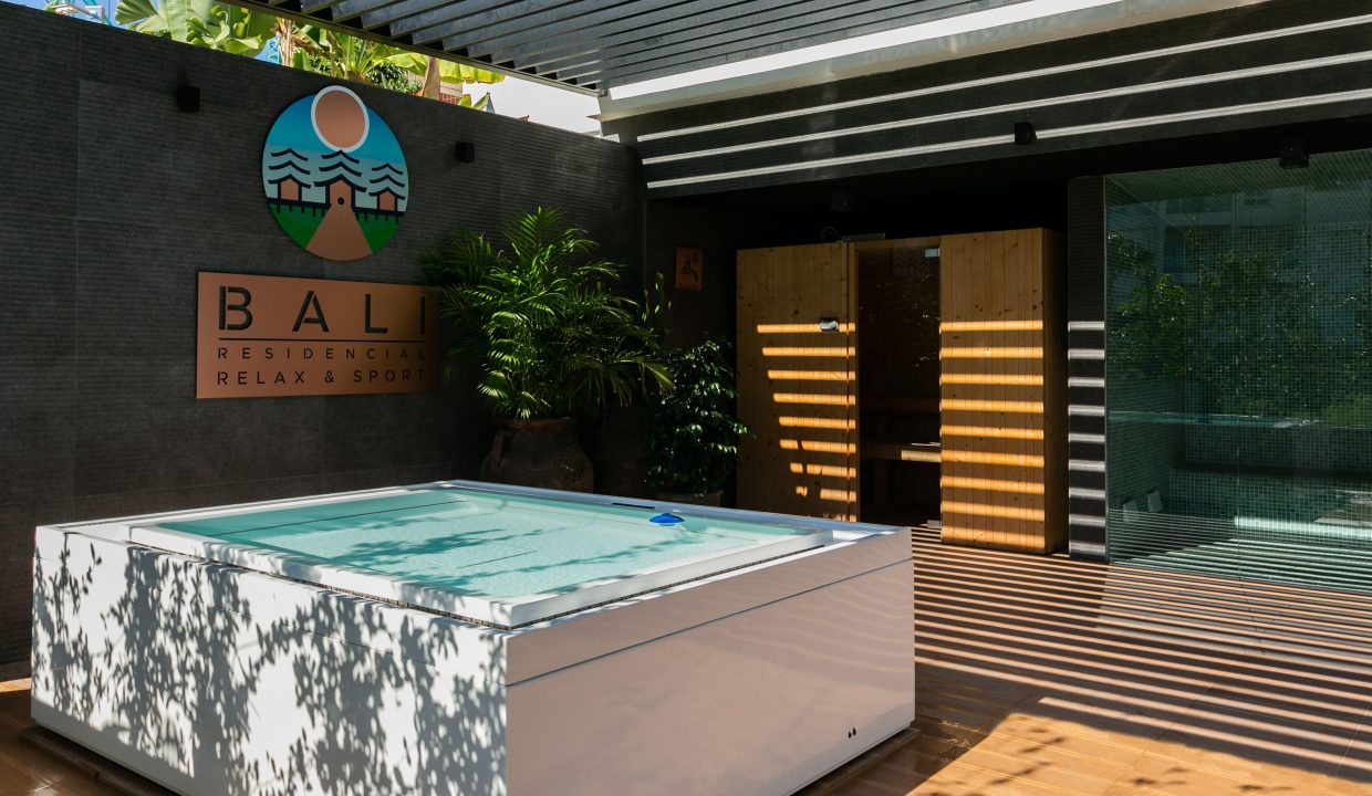 Promoción Residencial-bali, obra nueva en Torrevieja (Revista)