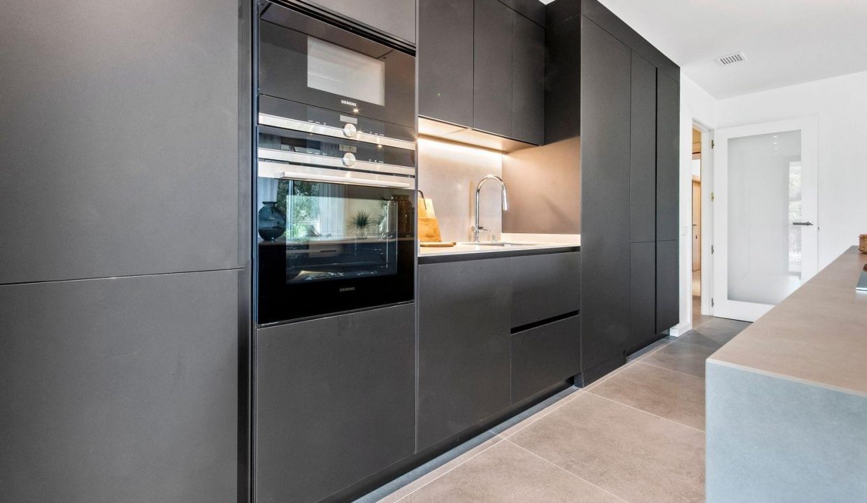 Promoción Infinitum Living, obra nueva en Far (Revista)