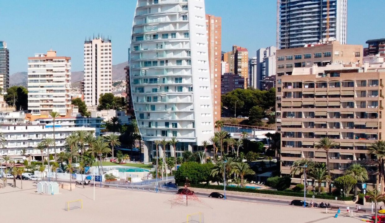 Promoción Delfín Tower, obra nueva en Benidorm (Revista)