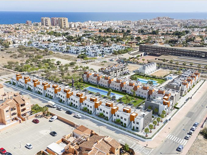 Promoción LA ISLA III, obra nueva en Torrevieja (Revista)