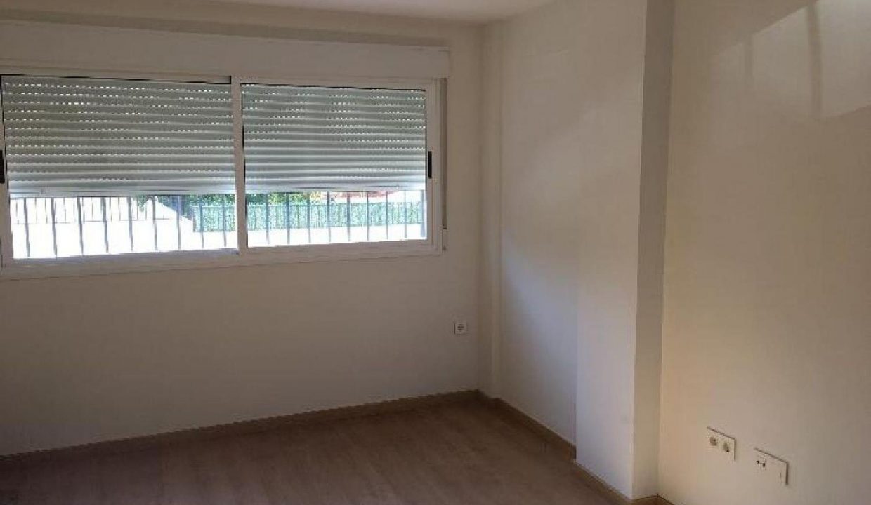 Promoción RESIDENCIAL CARLOS CANO, obra nueva en Urbanización "Cuesta de los chinos" (Revista)