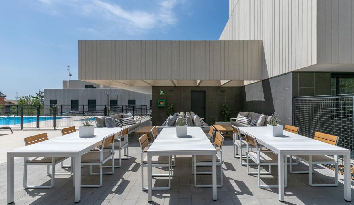 Promoción Finestrelles, obra nueva en Esplugues de Llobregat (Revista)