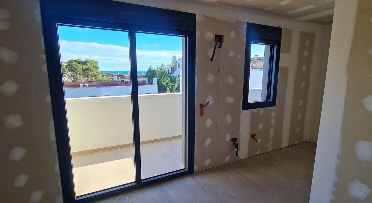 Promoción calle Roure 6, obra nueva en Alcocéber (Revista)