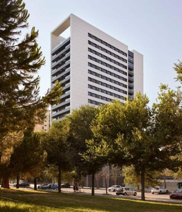 Promoción Edificio Torre Iberia, obra nueva en Valencia (Revista)