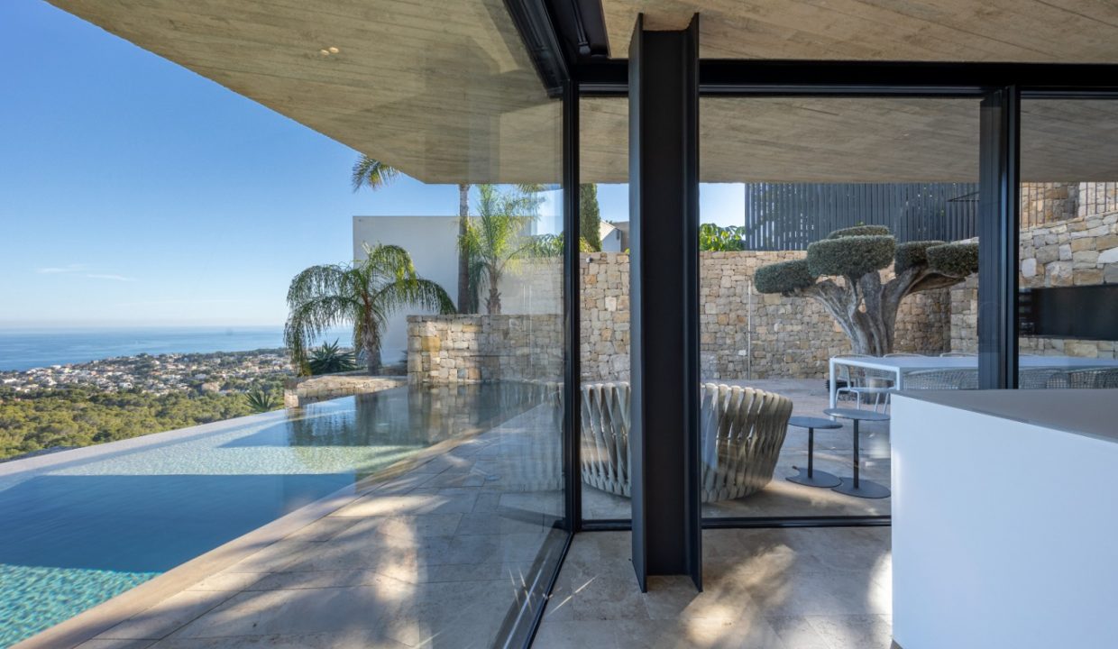 Promoción Villa en los serenos bosques de Benissa, obra nueva en Benisa (Revista)