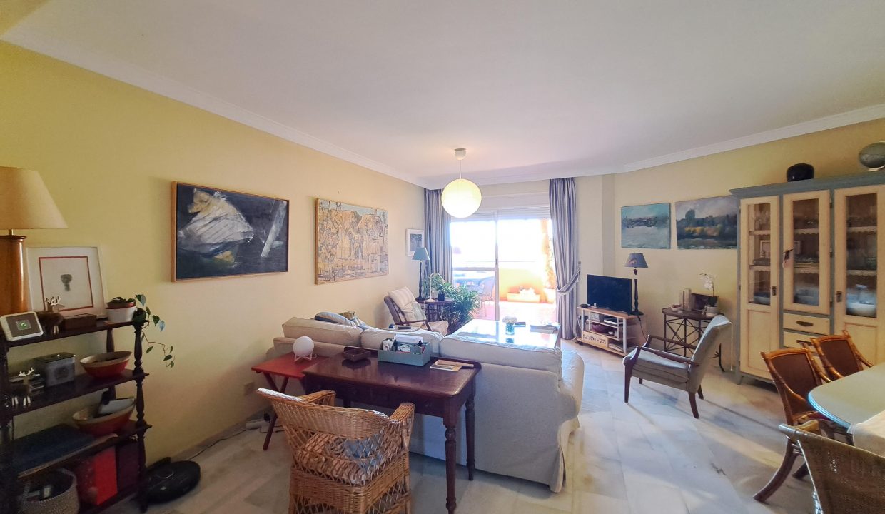 Promoción Bermuda Beach 510232, obra nueva en Estepona (Revista)