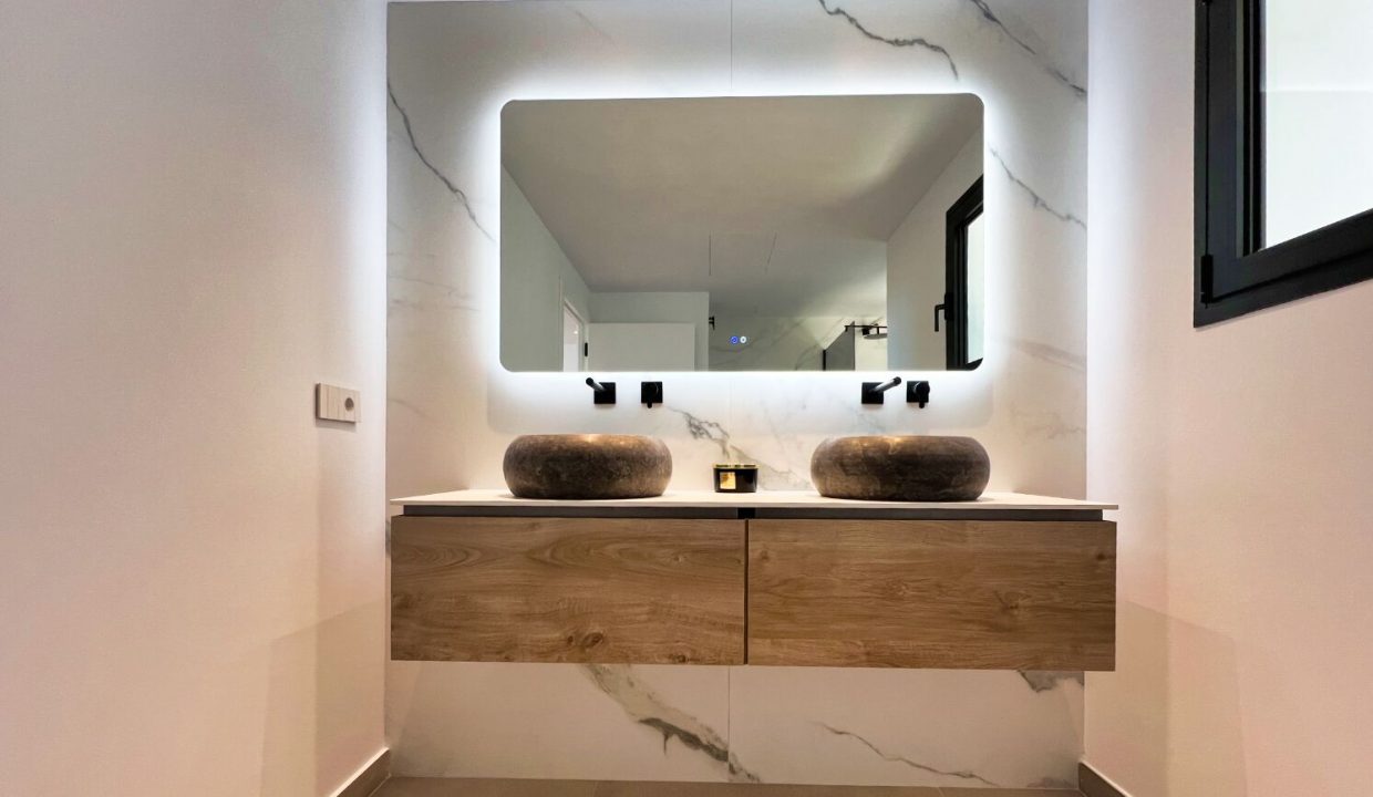 Promoción Villa de lujo con un estilo moderno e innovador,, obra nueva en Calpe (Revista)