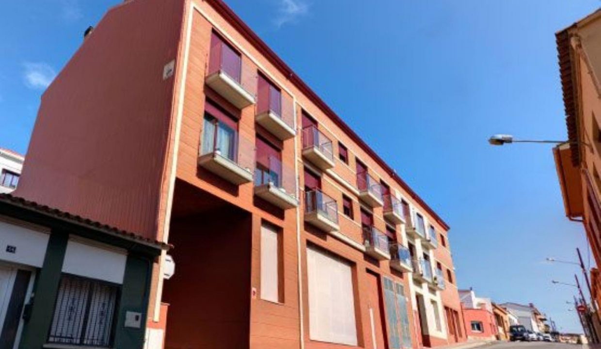 Promoción Llagostera, obra nueva en Llagostera (Revista)