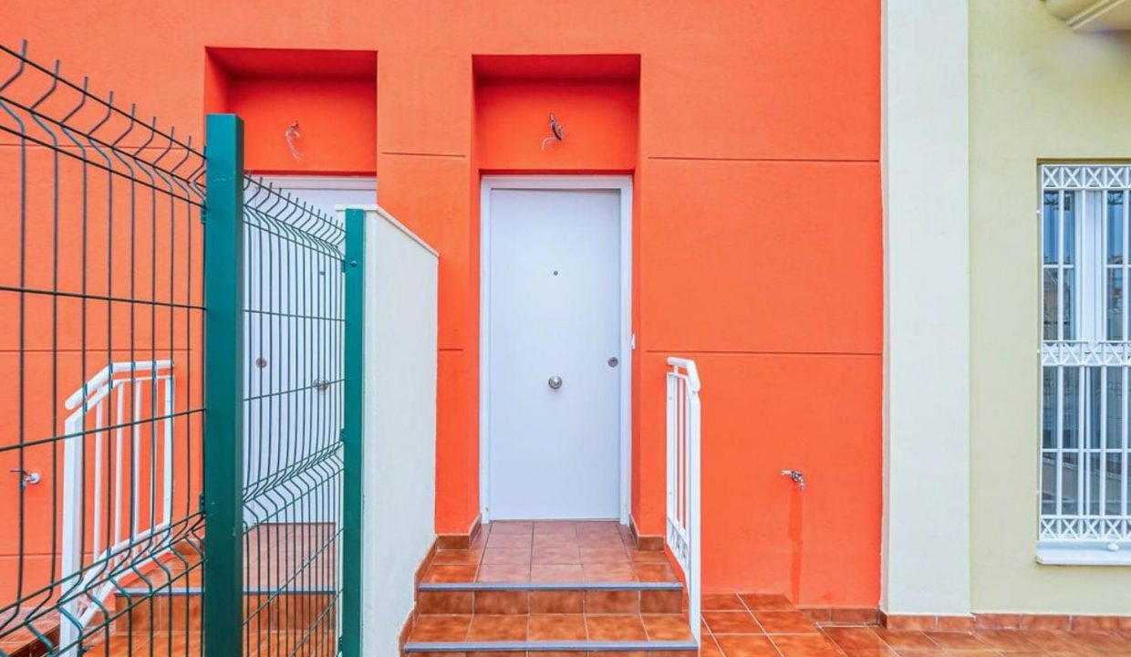 Promoción Adosados en Aljaraque, obra nueva en Corrales (Revista)