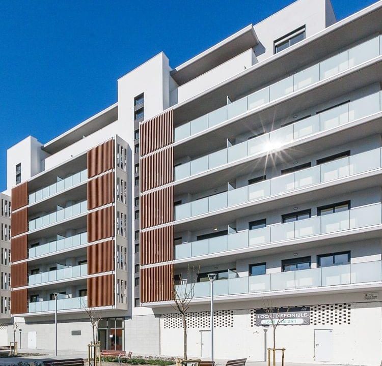 Promoción Les Arts, obra nueva en l'Hospitalet de Llobregat (Revista)