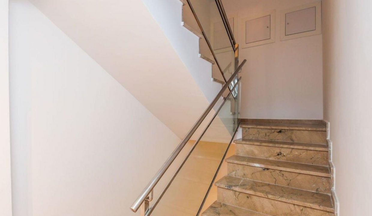 Promoción Edificio en Av Tanca de la Plana, obra nueva en el Vendrell (Revista)