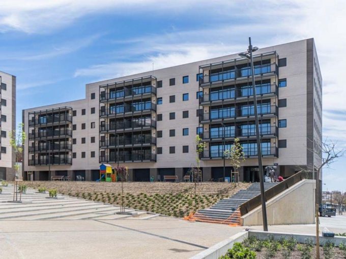 Promoción Edifici Llevant, obra nueva en Badalona (Revista)
