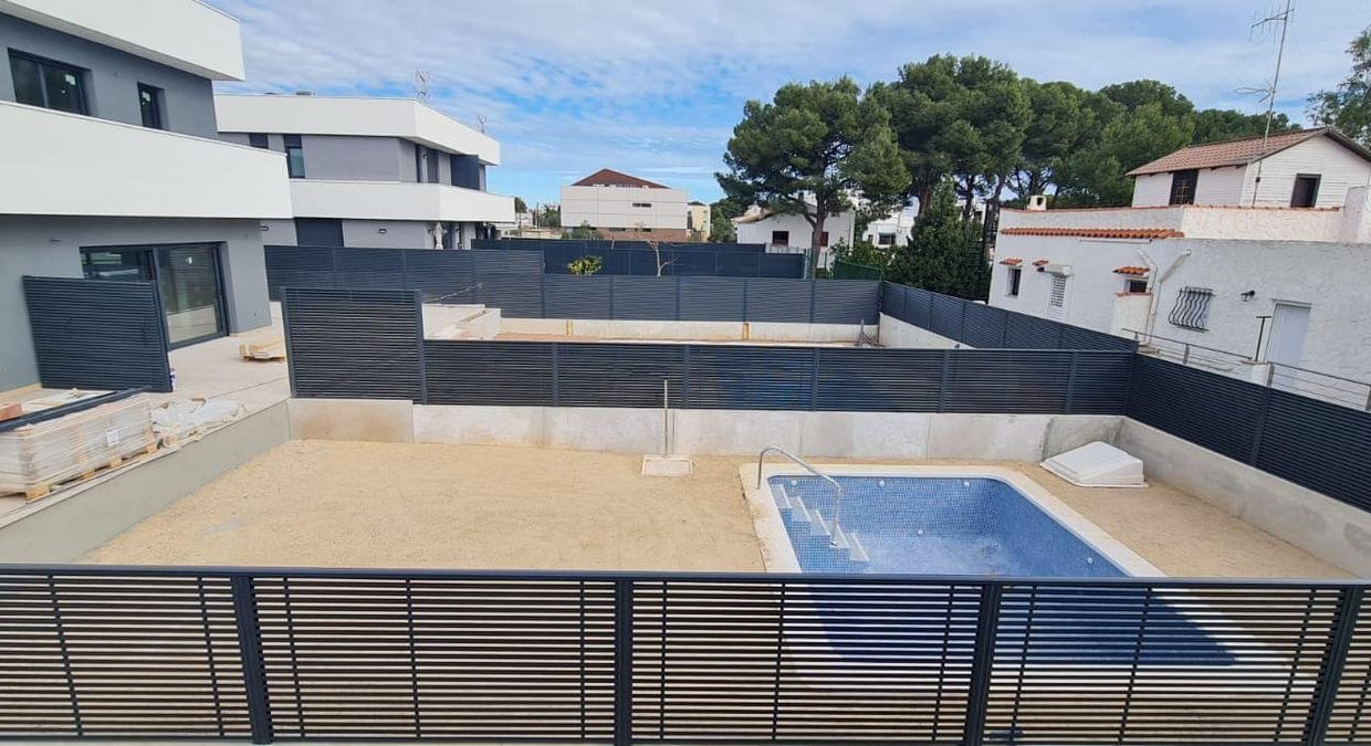 Promoción calle Roure 6, obra nueva en Alcocéber (Revista)