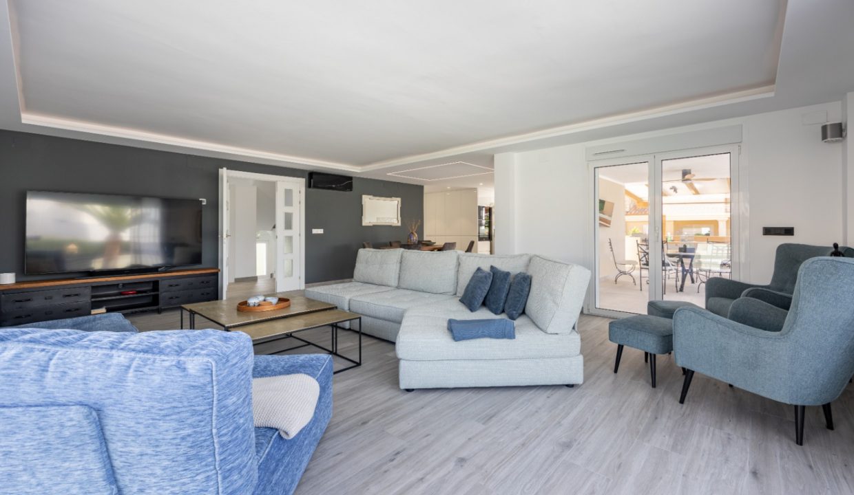 Promoción Hermosa villa moderna, obra nueva en Altea (Revista)