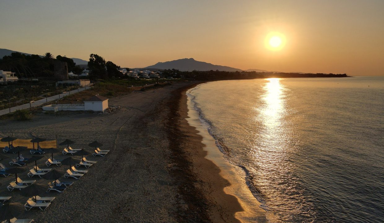 Promoción BAHIA DE VELERIN, obra nueva en Málaga (Revista)