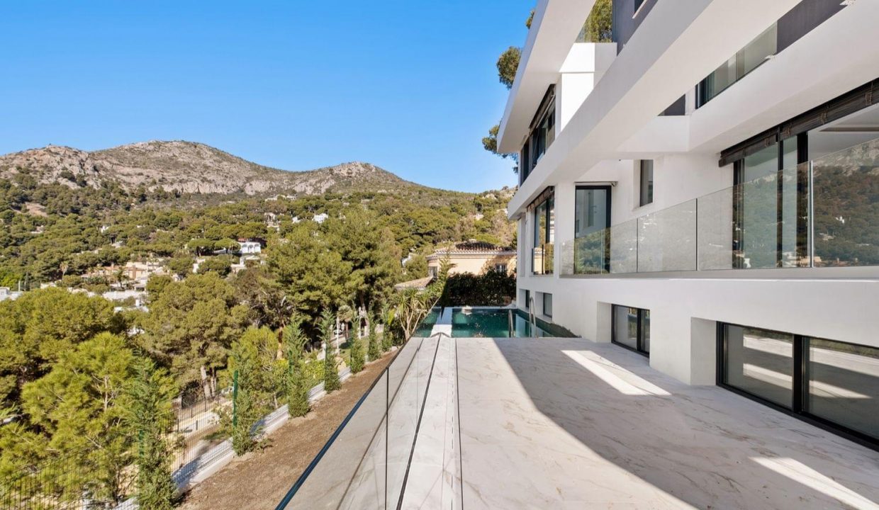 Promoción Villas Pinares de San Anton, obra nueva en Málaga (Revista)